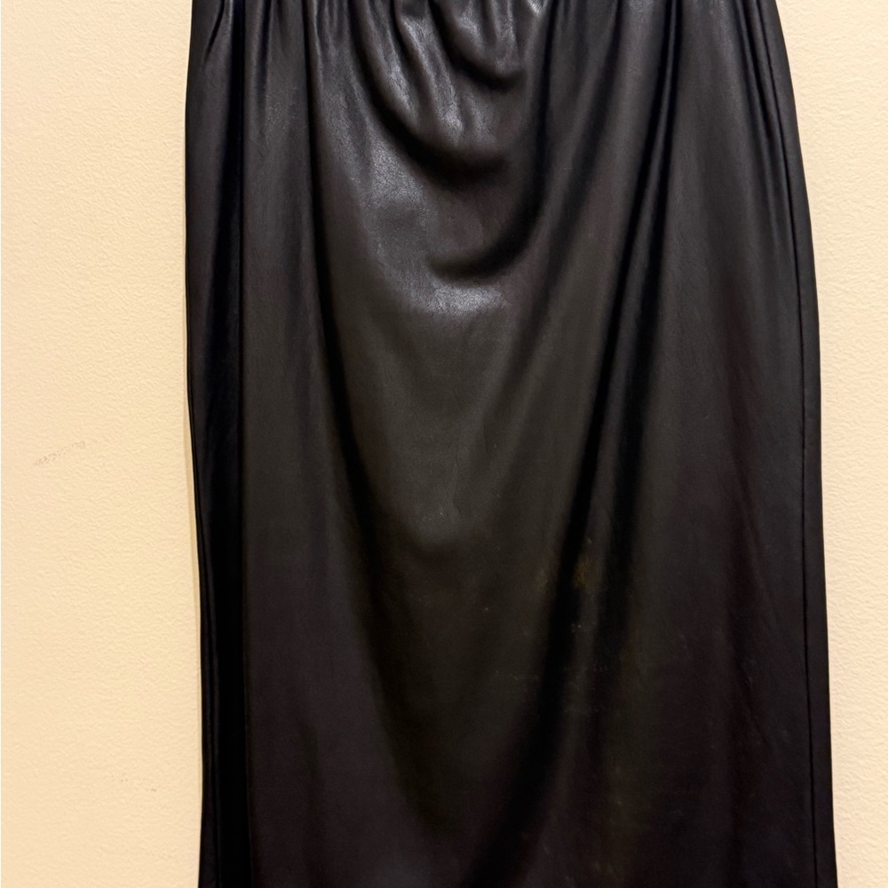 BCBGMaxAzria Black Midi Pencil Skirt